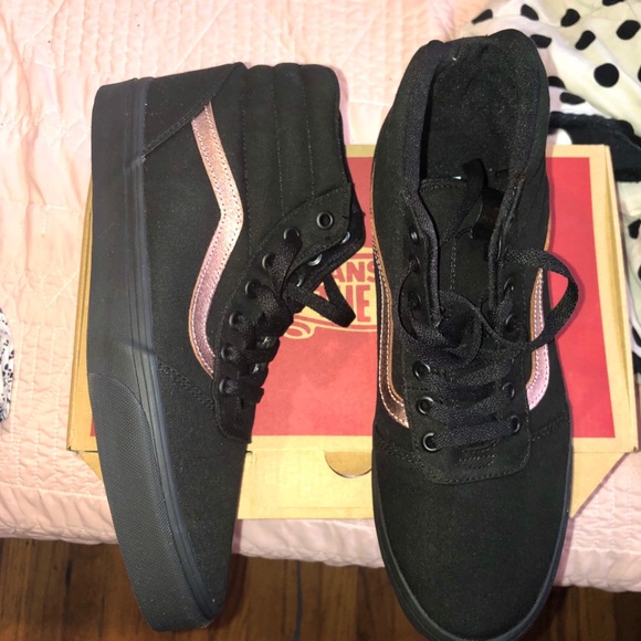 NWT & RARE Hi-Ward Black/RoseGold Vans Size11 - Picture 5 of 7